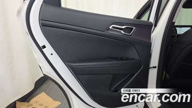 Kia Sportage 2022 — photo 15