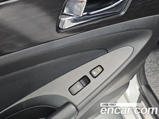 Hyundai Sonata 2014 — photo 13