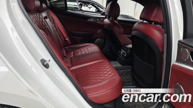 Kia Stinger 2021 — photo 12