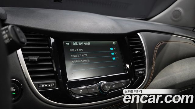 Chevrolet Korea Trax 2019 — photo 22