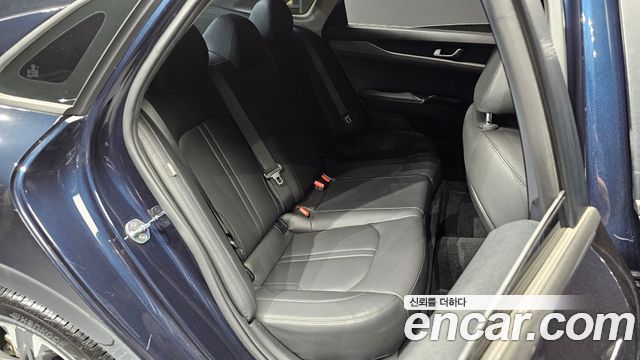 Kia K5 2020 — photo 17