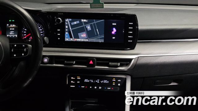 Kia K5 2020 — photo 20