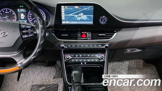 Hyundai Grandeur 2019 — photo 20