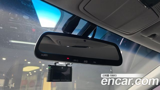 Hyundai Grandeur 2018 — photo 17