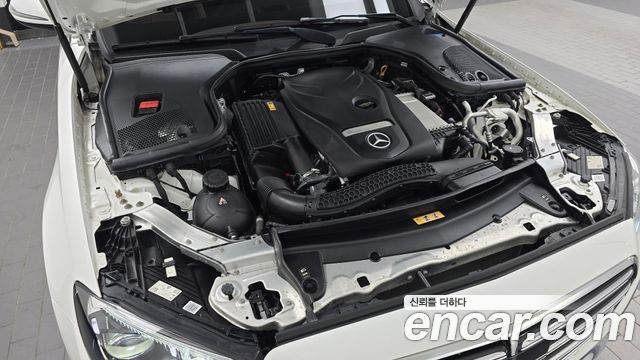 Mercedes-Benz E-Class 2021 — photo 6