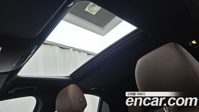 Mercedes-Benz E-Class 2021 — photo 21