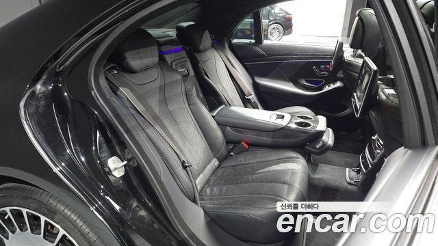 Mercedes-Benz S-Class 2017 — photo 18