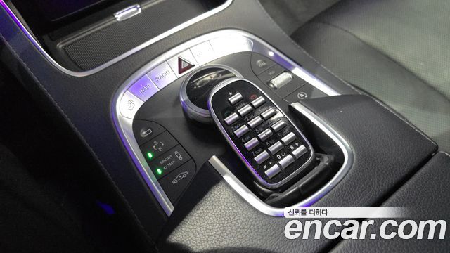 Mercedes-Benz S-Class 2017 — photo 25