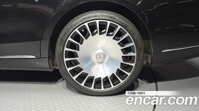 Mercedes-Benz S-Class 2017 — photo 7