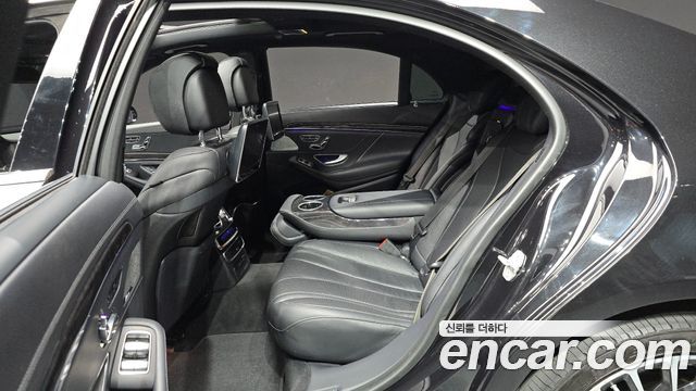 Mercedes-Benz S-Class 2017 — photo 16