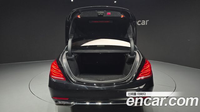 Mercedes-Benz S-Class 2017 — photo 39