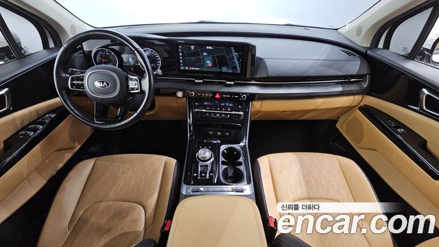 Kia Canival 2021 — photo 10