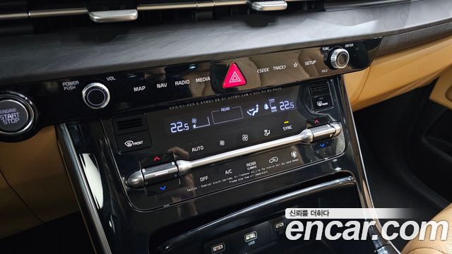Kia Canival 2021 — photo 23