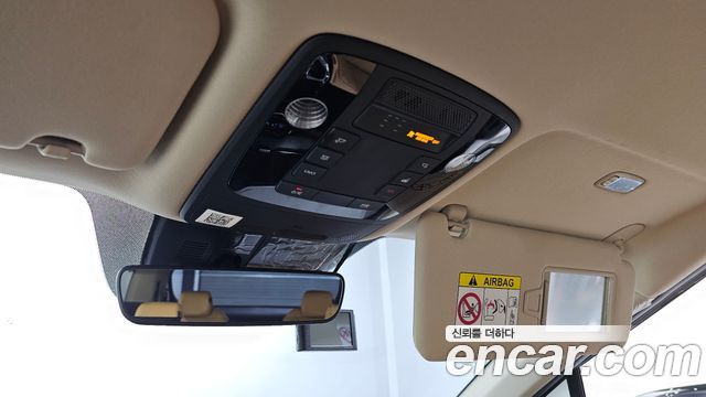 Kia Canival 2021 — photo 26
