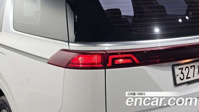 Kia Canival 2021 — photo 9