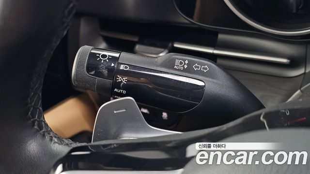 Kia Canival 2021 — photo 29