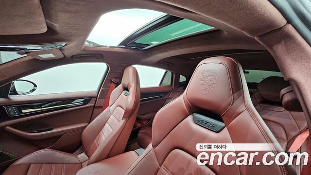 Porsche Panamera 2025 — photo 18