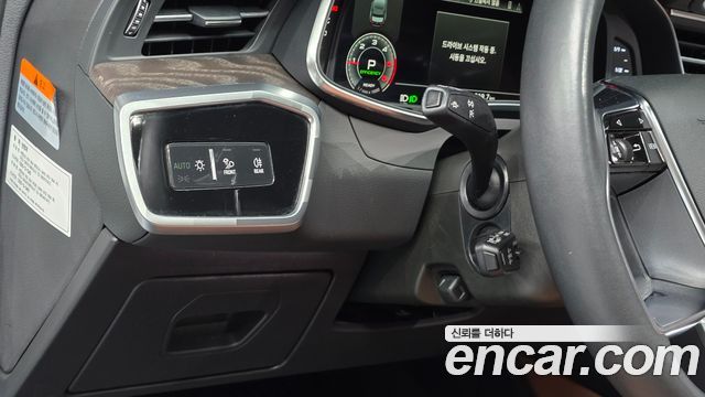 Audi A6 2022 — photo 19