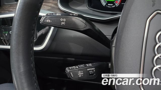 Audi A6 2022 — photo 20