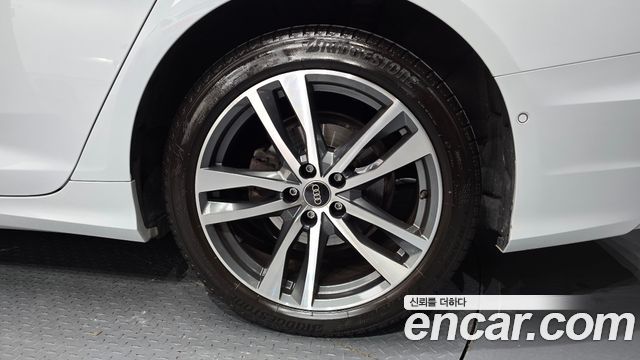 Audi A6 2022 — photo 7