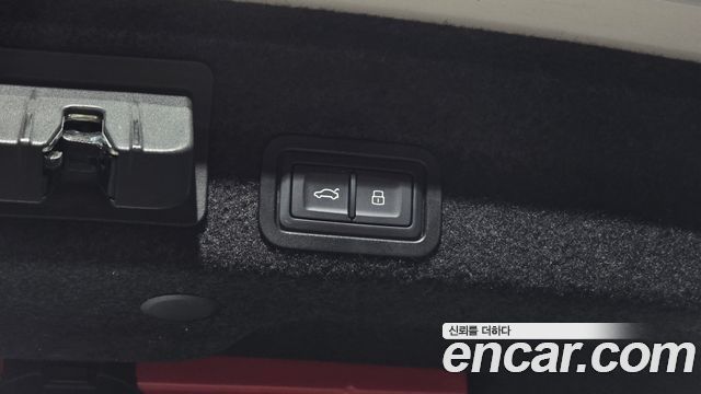 Audi A6 2022 — photo 29