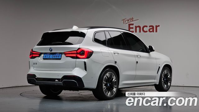 BMW iX3 2024 — photo 2
