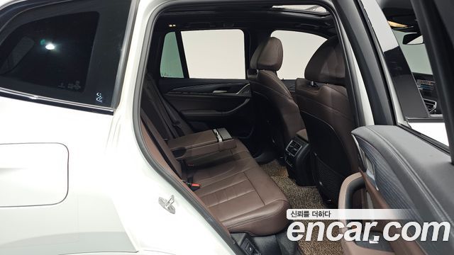 BMW iX3 2024 — photo 17