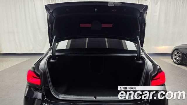 BMW M5 2021 — photo 20
