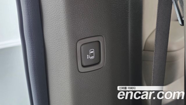 Kia Canival 2021 — photo 18