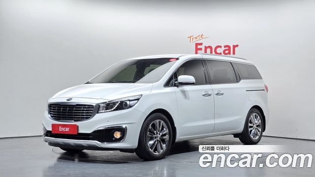 Kia Canival 2016 — photo 1