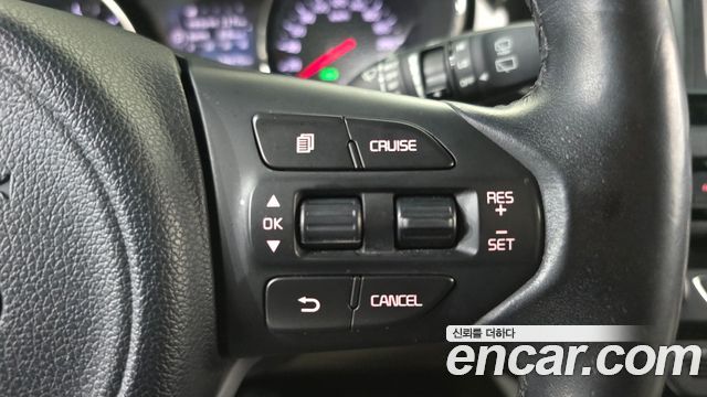 Kia Canival 2016 — photo 17