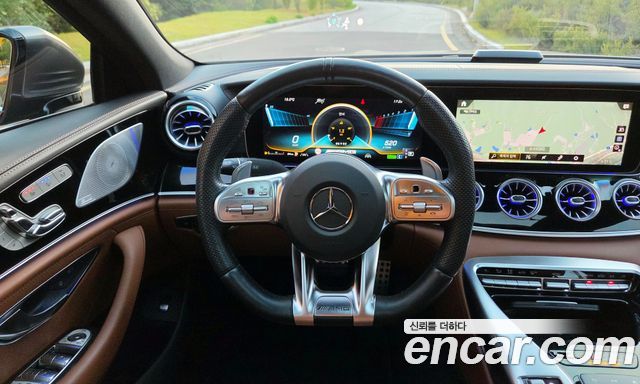 Mercedes-Benz AMG GT 2021 — photo 8
