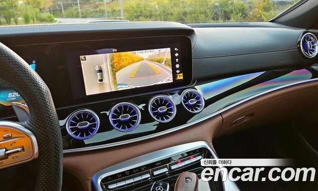 Mercedes-Benz AMG GT 2021 — photo 10