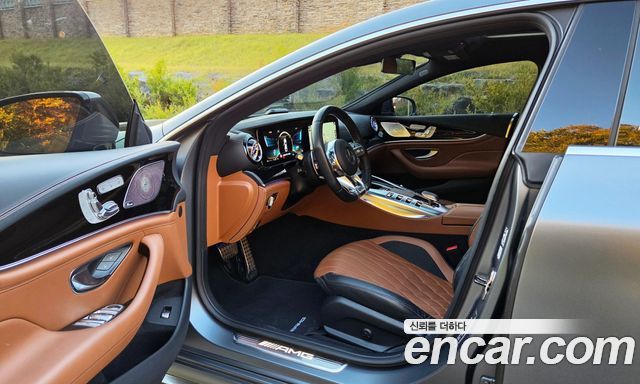 Mercedes-Benz AMG GT 2021 — photo 12