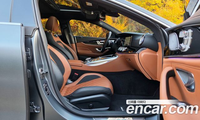 Mercedes-Benz AMG GT 2021 — photo 17