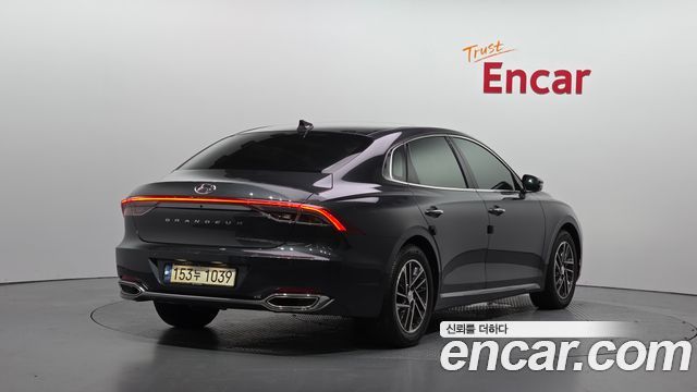 Hyundai Grandeur 2022 — photo 2