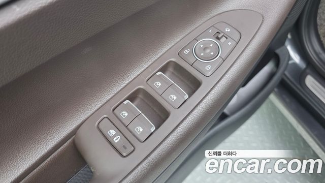 Hyundai Grandeur 2022 — photo 26