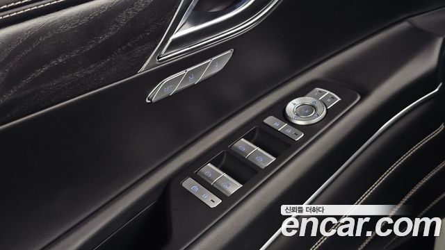 Genesis GV80 2023 — photo 24
