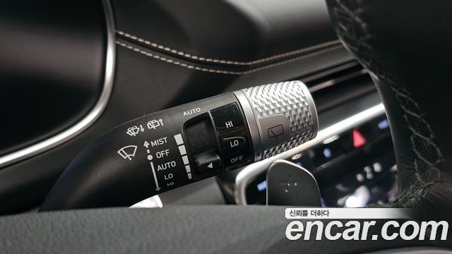Genesis GV80 2023 — photo 26