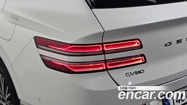 Genesis GV80 2023 — photo 9