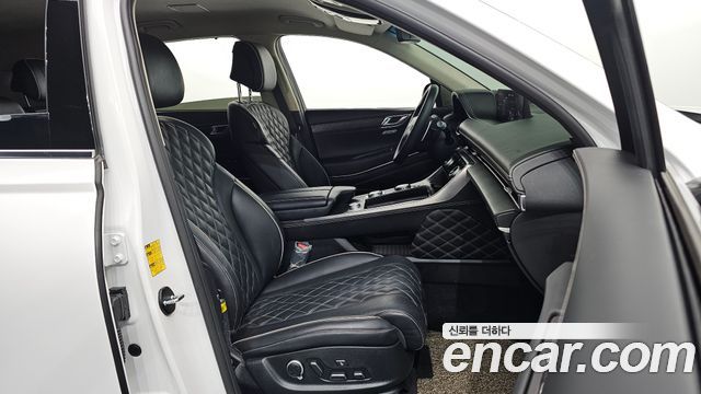 Genesis GV80 2023 — photo 16