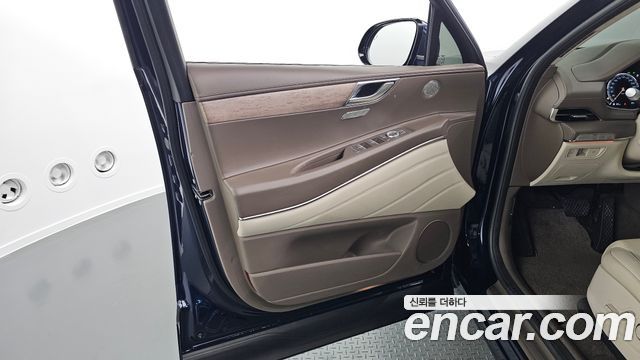 Genesis GV80 2021 — photo 14