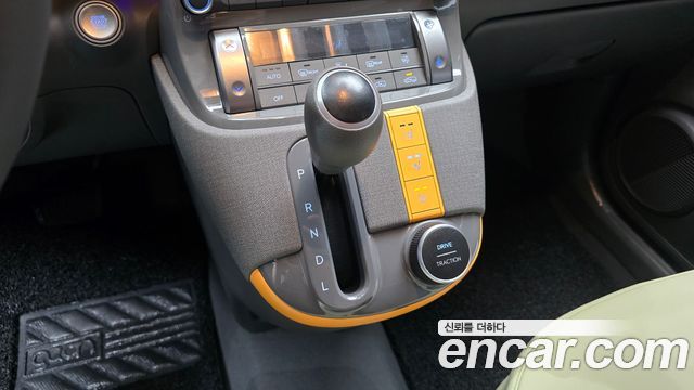 Hyundai Casper 2023 — photo 12