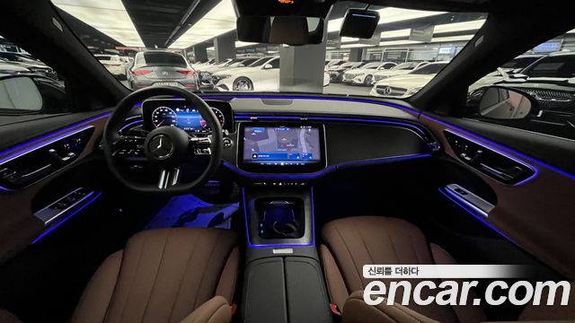 Mercedes-Benz E-Class 2026 — photo 7