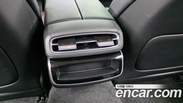 Genesis G80 2025 — photo 31