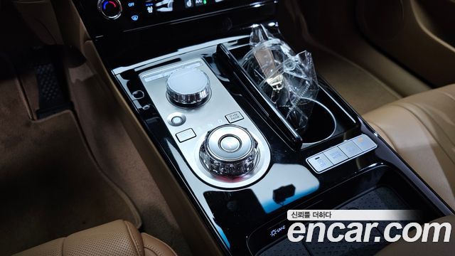 Genesis G80 2025 — photo 12
