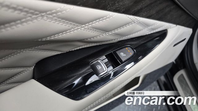 Kia K8 2023 — photo 28