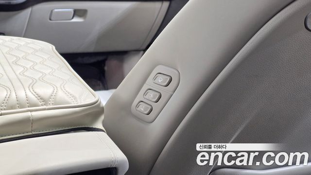 Kia K8 2023 — photo 29