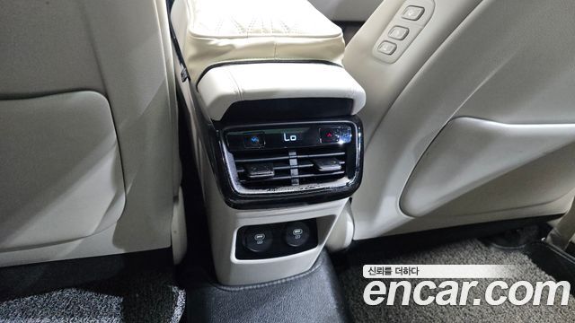 Kia K8 2023 — photo 30