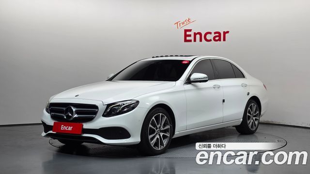 Mercedes-Benz E-Class 2019 — photo 1